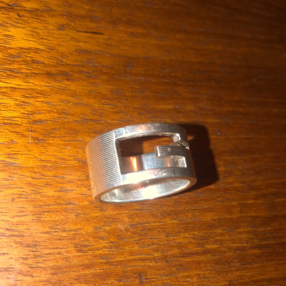 Men’s Gucci Ring - Picture 1 of 3